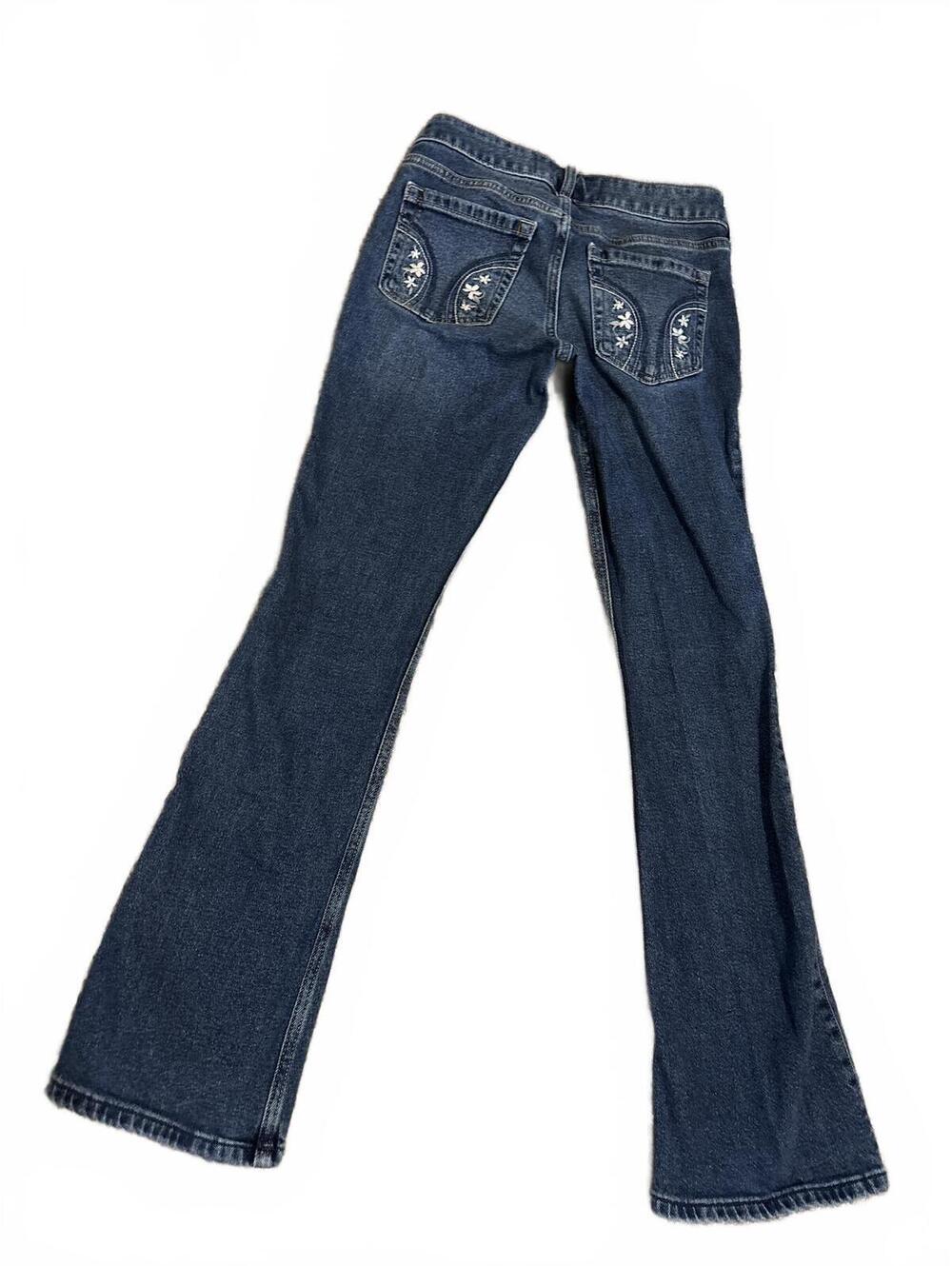 Hollister Low Rise Bootcut Jeans Denim embroidered flowers Women's Size 0 25 - Picture 4 of 4